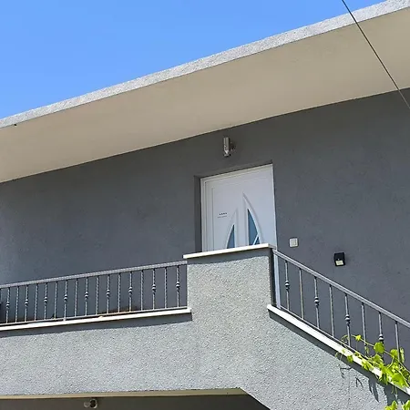 Skyrock Apartment *
